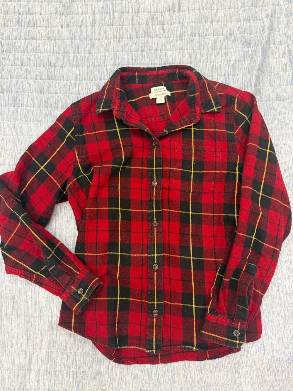 L.L.Bean Women's Fall Plaid Flannel Shirt Relaxed Fit, Small Pet